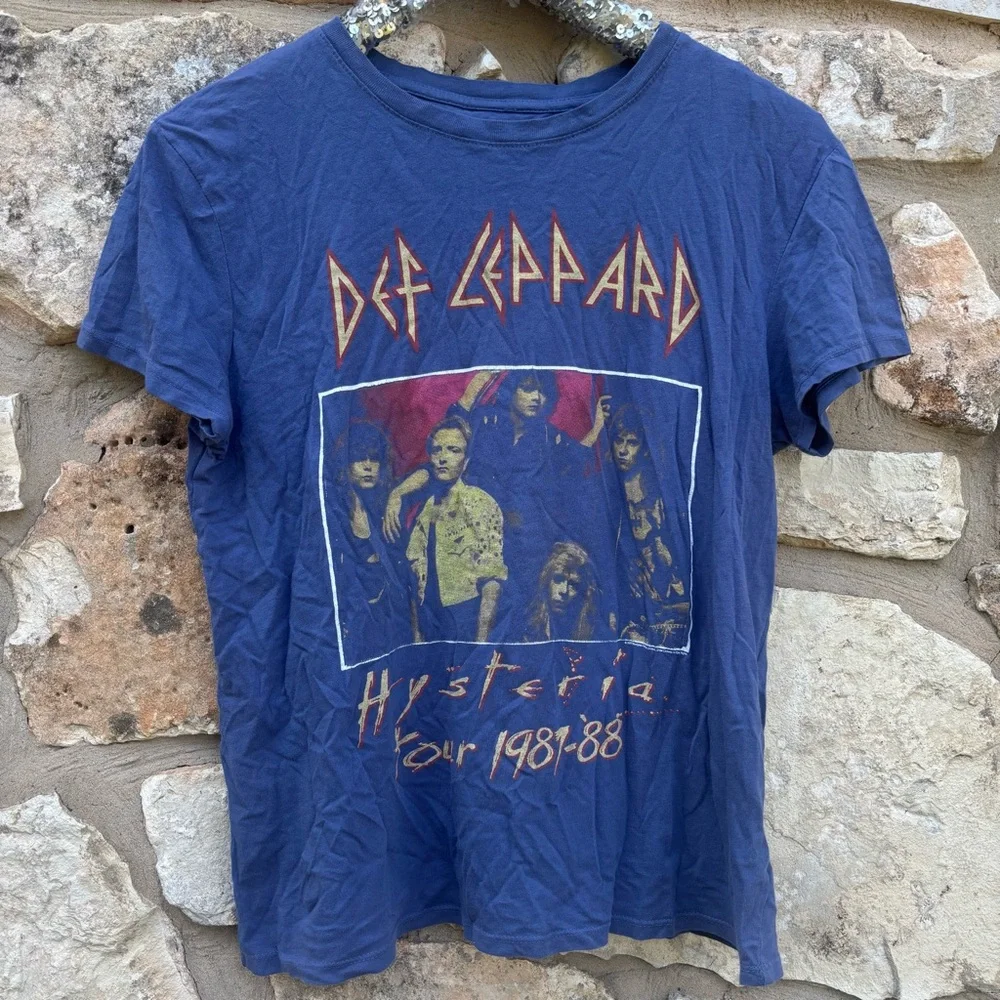 Junk food clothing def leopard t-shirt size xs - Picture 2 of 4